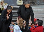 Michelle Obama Confiscates Daughters' Halloween Treat Bags